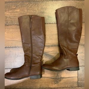 Brown knee-High Boots